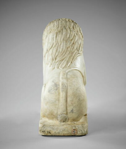 Bouche de fontaine en forme de lion, image 6/7