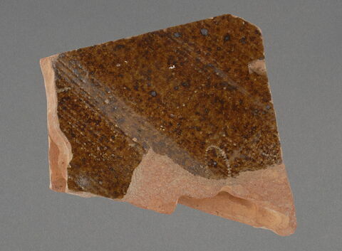 Fragment de vaisselle, image 1/1