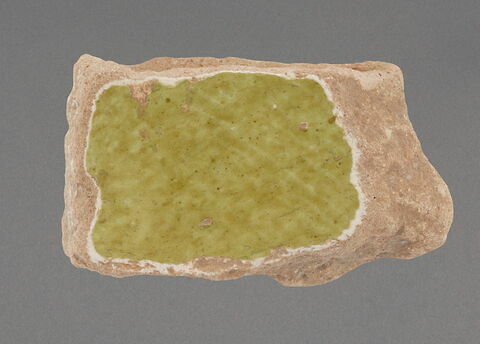 Fragment de vaisselle, image 1/1