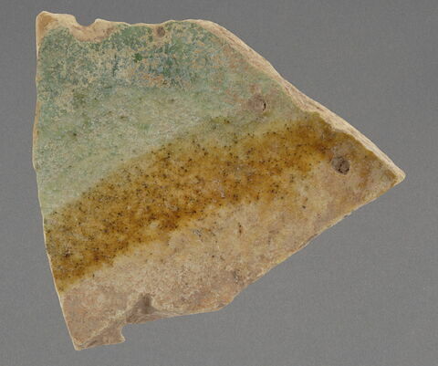 Fragment de vaisselle, image 1/1