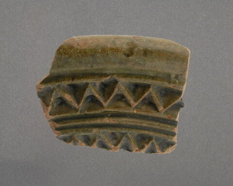 Bord de couvercle, image 1/1