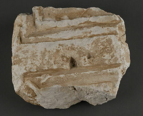 Elément de stuc, image 1/1