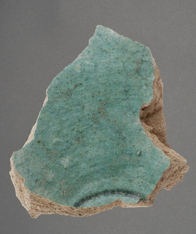 Fond de coupe turquoise (fragment de), image 1/1