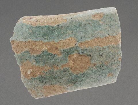 Fragment d'anse, image 1/1