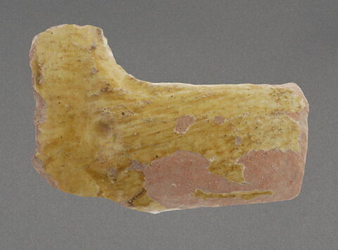 Fragment de jarre jaune : anse, image 1/1