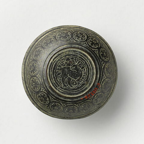 Coupelle aux médaillons figurés, image 3/6