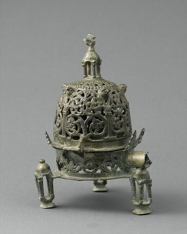 Brûle-parfum tripode, image 3/5