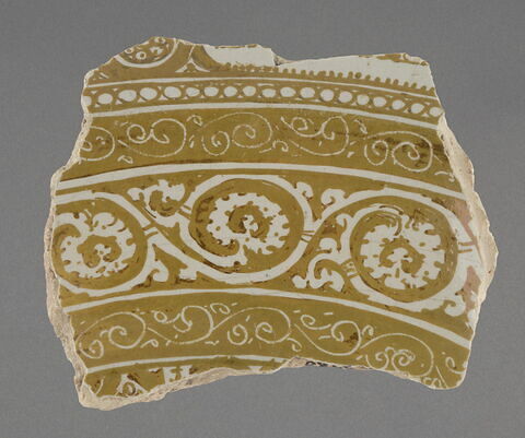 Fragment de bord de plat, image 1/1