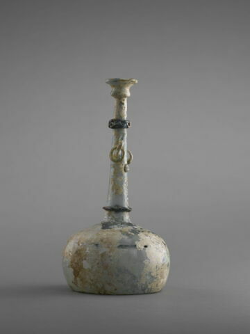 Bouteille à décor de filets et d'anneaux rapportés, image 3/6