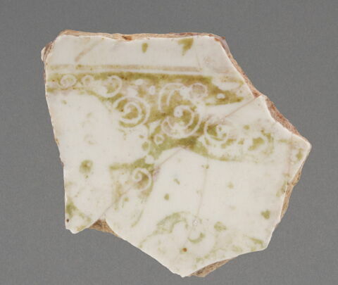 Fragment de paroi de bol, image 1/1