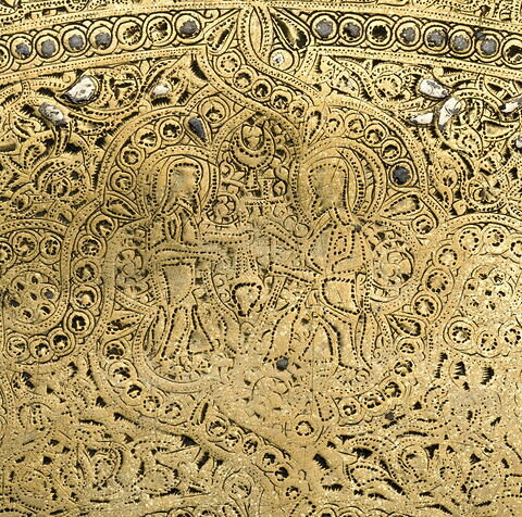 Plateau au nom du sultan Salih Nadjm al-Din Ayyub, image 33/40