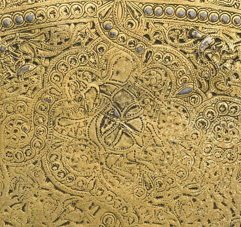 Plateau au nom du sultan Salih Nadjm al-Din Ayyub, image 31/40