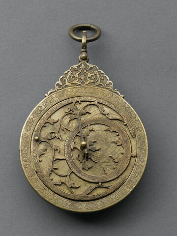 Astrolabe, image 1/2