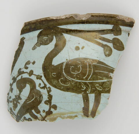 Fragment de bol à décor de paon (Tesson), image 1/2