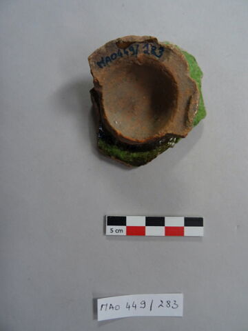 Fragment de coupelle, image 2/2