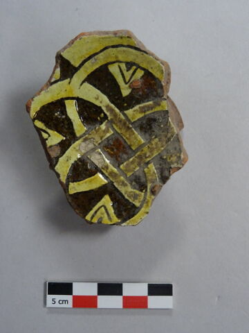 Fragment de coupelle, image 1/2