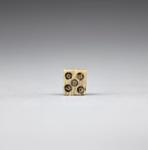 Dé, image 3/8