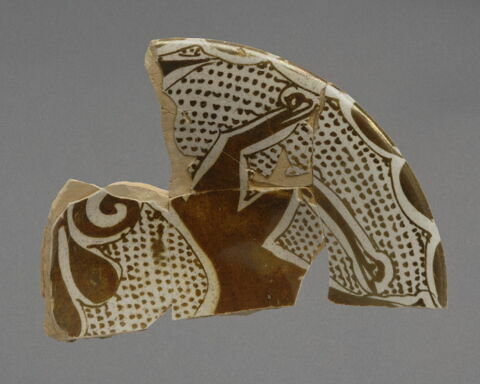 Fragment de coupe au félin (?), image 1/1