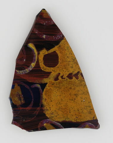 Petit fragment triangulaire, image 1/1