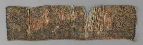 Fragment de pantalon de femme (shalvar) remployé en couverture de siège, image 2/6
