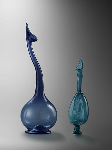 Vase à larmes (ashkdân) en forme de luth (ʿud), image 2/6
