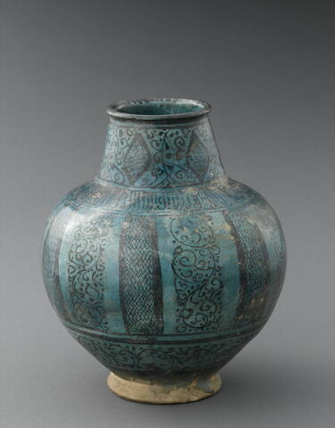 Vase, image 1/1