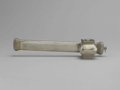 Ecritoire, Porte stylet et encrier portant la tughra du sultan ottoman Mahmud Ier, image 2/20
