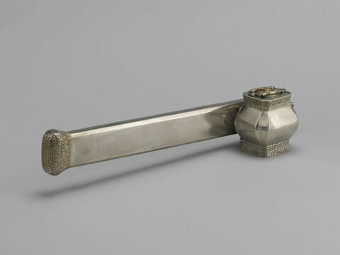 Ecritoire, Porte stylet et encrier portant la tughra du sultan ottoman Mahmud Ier, image 9/20