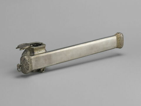 Ecritoire, Porte stylet et encrier portant la tughra du sultan ottoman Mahmud Ier, image 10/20