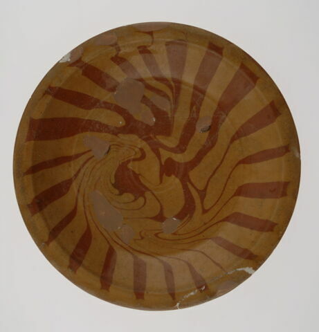 Coupe à décor marbré, image 3/6