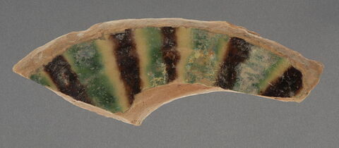 Fragment de fond de coupe, image 1/1