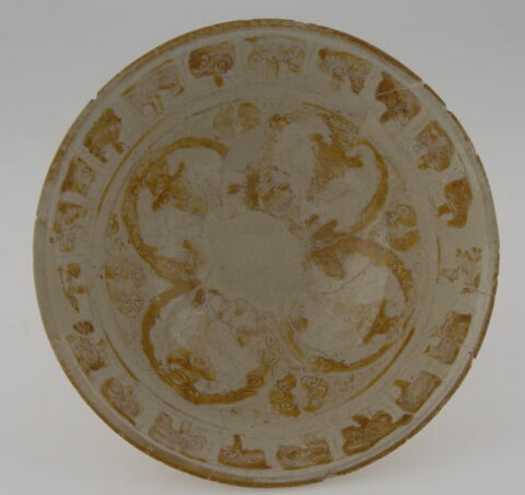 Coupe cloche sur base annulaire, image 1/7