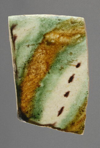 Fragment de bord de paroi, image 1/1