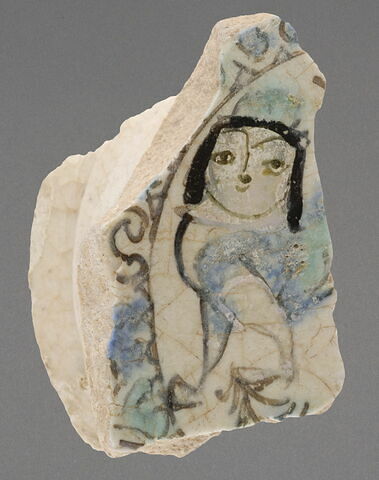 Fragment de fond de coupe à base annulaire à décor de sphinx, image 1/1