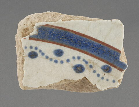 Fragment de paroi de vaisselle, image 1/1