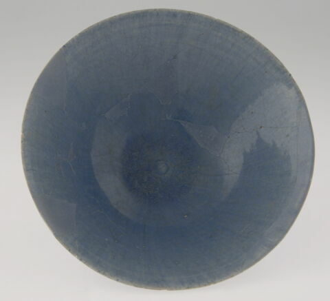 Coupe tronconique sur base annulaire, image 1/6