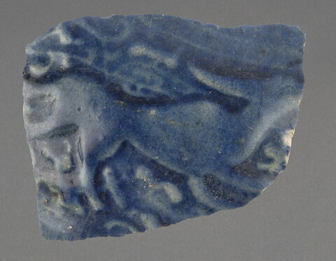 Fragment de panse à décor de lièvre passant, image 1/1