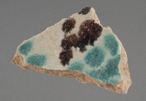 Fragment de fond de plat, image 1/1