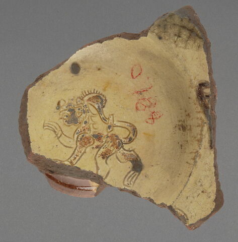 Fond d'une grande coupe évasée, image 1/1