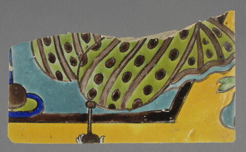 Fragment d'un panneau à décor de personnage, image 1/1