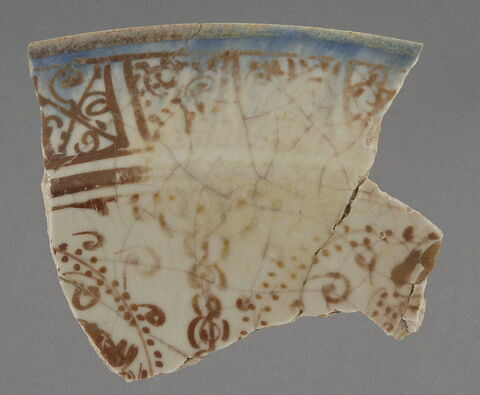 Fragment de bord de plat, image 1/1