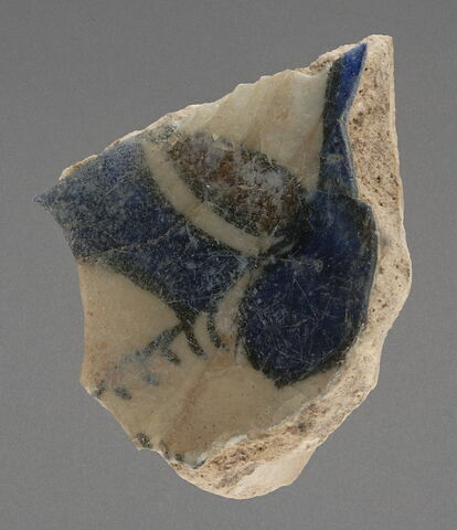 Tesson provenant d'un fond de coupe, image 1/1