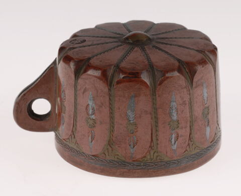 Tasse en forme de bonnet de derviche, image 3/8