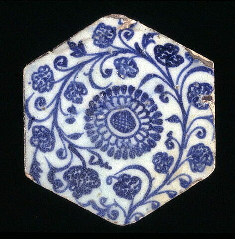 Carreau hexagonal à décor floral, image 7/7