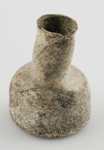 Flacon à défoncements, image 1/1