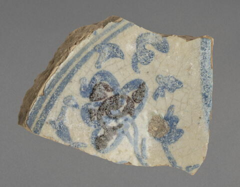 Tesson à décor bleu et blanc, image 1/1