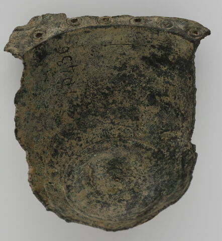 Fragment de récipient sur petite base annulaire, image 1/1