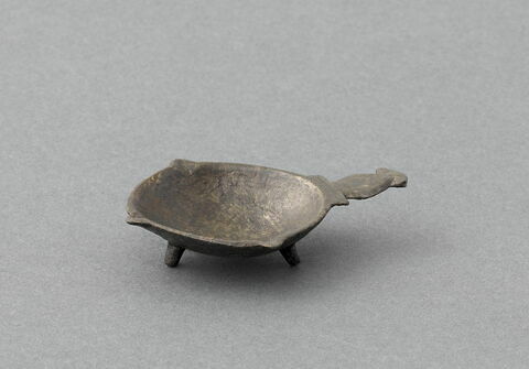 Petit creuset tripode, image 1/3