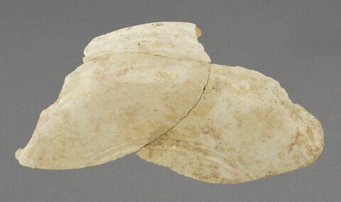 Epaulement de cruche fragmentaire, image 1/1