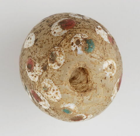 Perle sphérique perforée, image 1/1